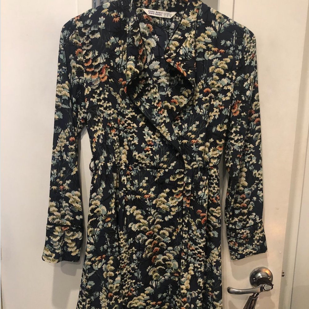 Floral Patterned, Quarter Sleeve Dress